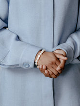 Load image into Gallery viewer, Lola Bracelet in Gold
