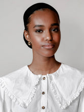 Load image into Gallery viewer, Remy Earrings in Gold
