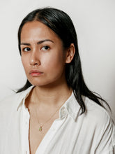 Load image into Gallery viewer, Penelope Necklace in Peridot and Gold
